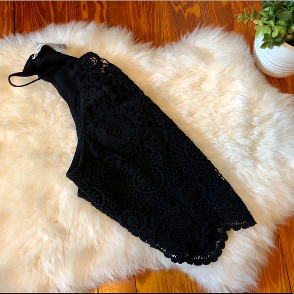 NWT Abercrombie and Fitch Crochet Crop Top - Picture 4 of 4